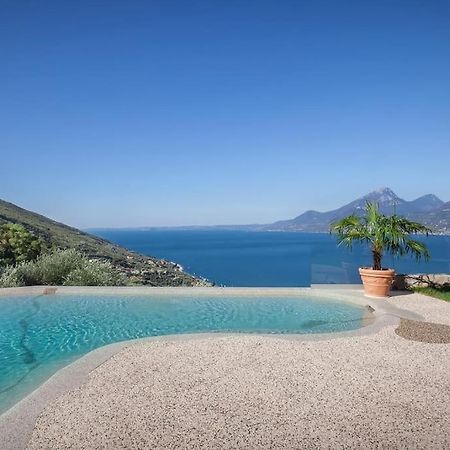 Villa Divina-Apt Armonia-Con Piscina E Vista Lago Castelletto Di Brenzone Exterior photo