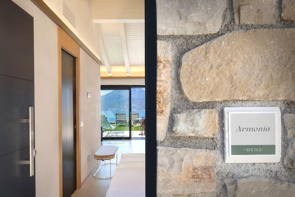 Villa Divina-Apt Armonia-Con Piscina E Vista Lago Castelletto Di Brenzone Exterior photo
